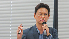 アドビ株式会社 コンシューマ＆パートナー営業統括本部　市場開発部 吉崎 誠多 氏